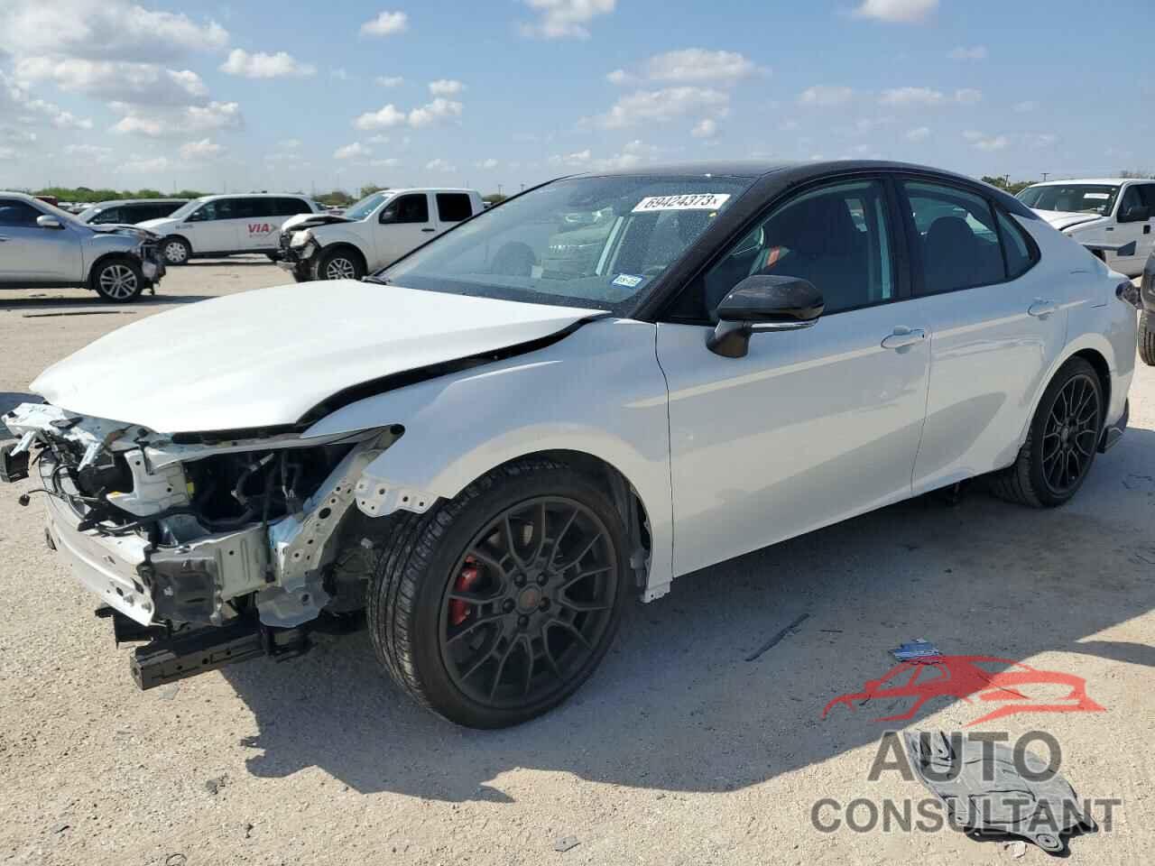 TOYOTA CAMRY 2023 - 4T1KZ1AK5PU083332