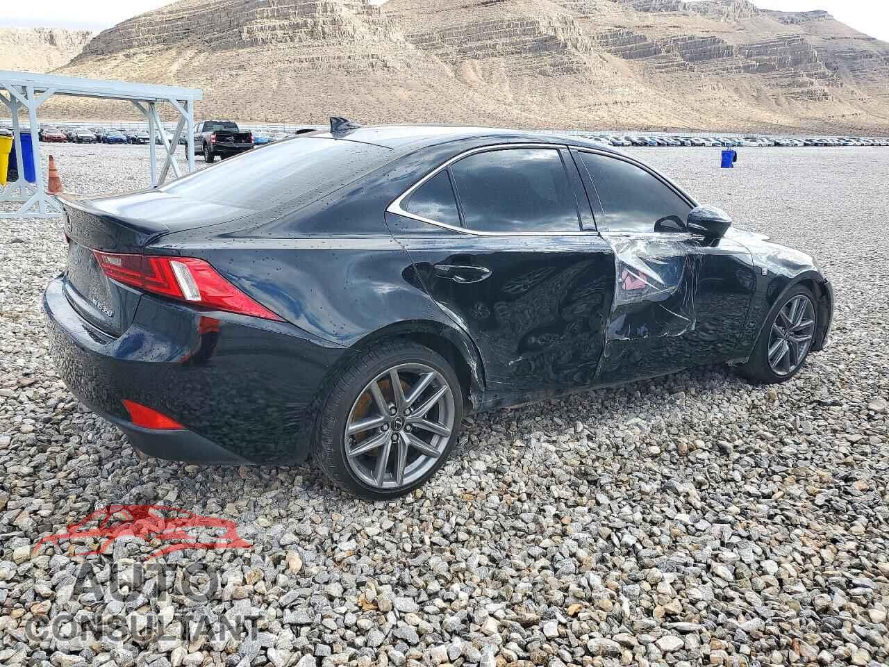 LEXUS IS 2015 - JTHCE1D26F5007951