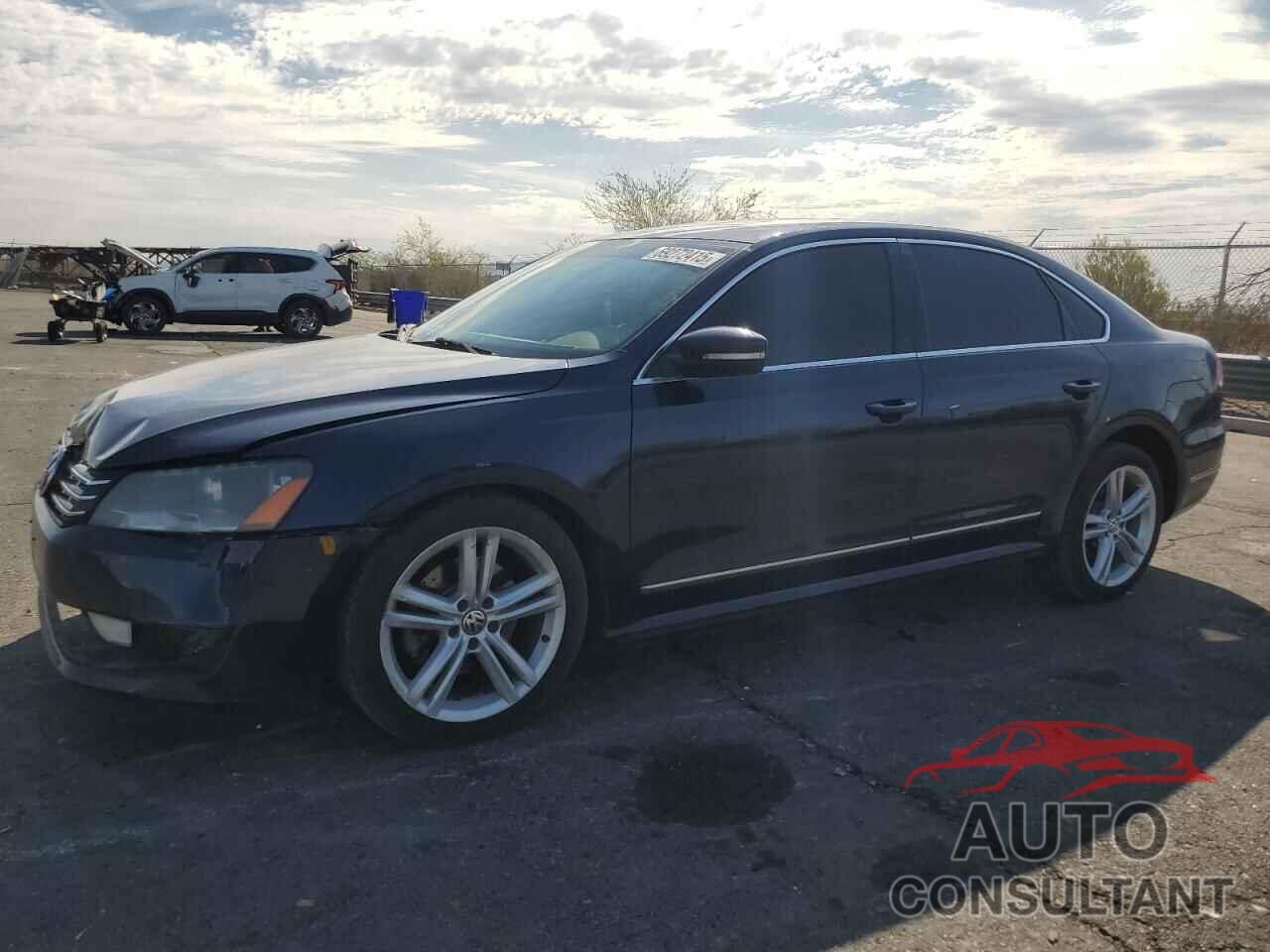 VOLKSWAGEN PASSAT 2013 - 1VWCN7A36DC044652