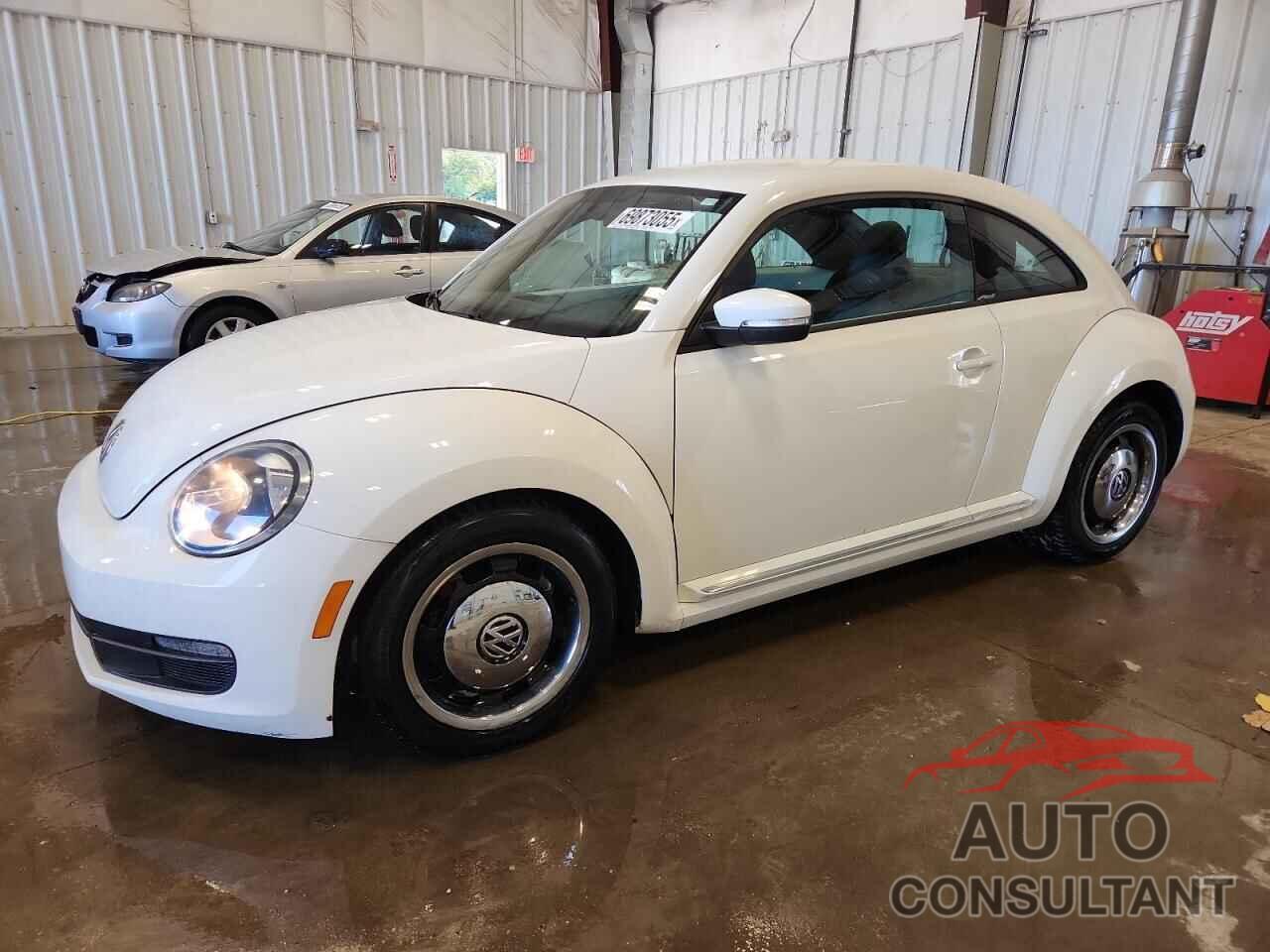 VOLKSWAGEN BEETLE 2012 - 3VWJX7AT0CM661933
