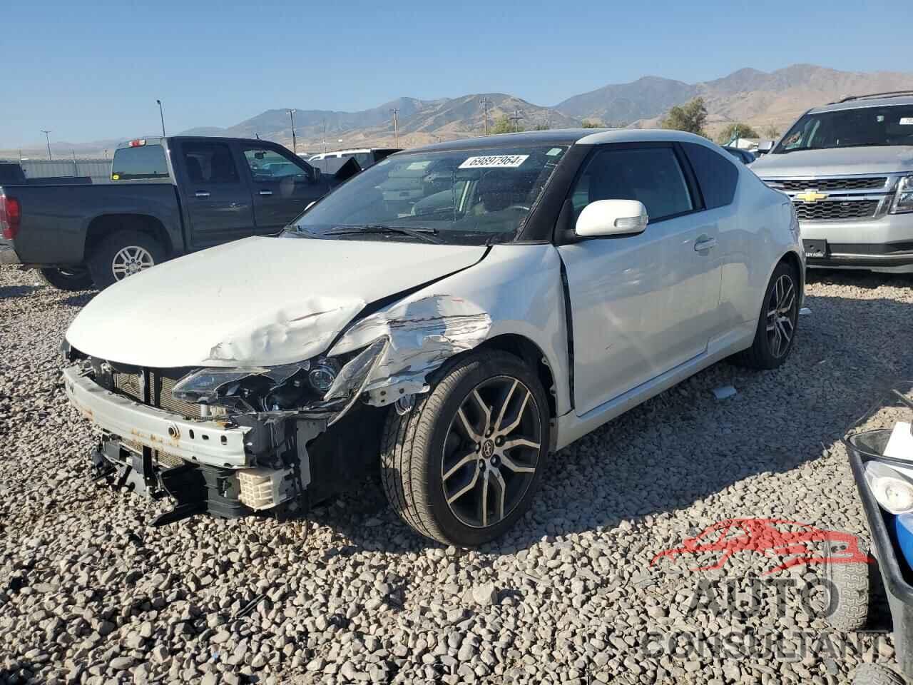 TOYOTA SCION 2016 - JTKJF5C79GJ018616