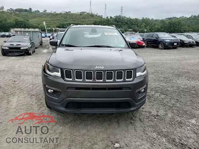 JEEP COMPASS 2019 - 3C4NJDBB8KT689381