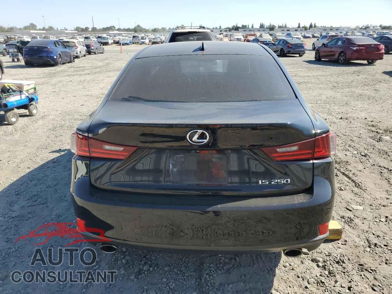 LEXUS IS 2014 - JTHBF1D27E5007559