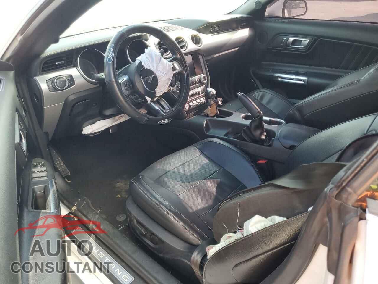FORD MUSTANG 2020 - 1FATP8FF9L5118564