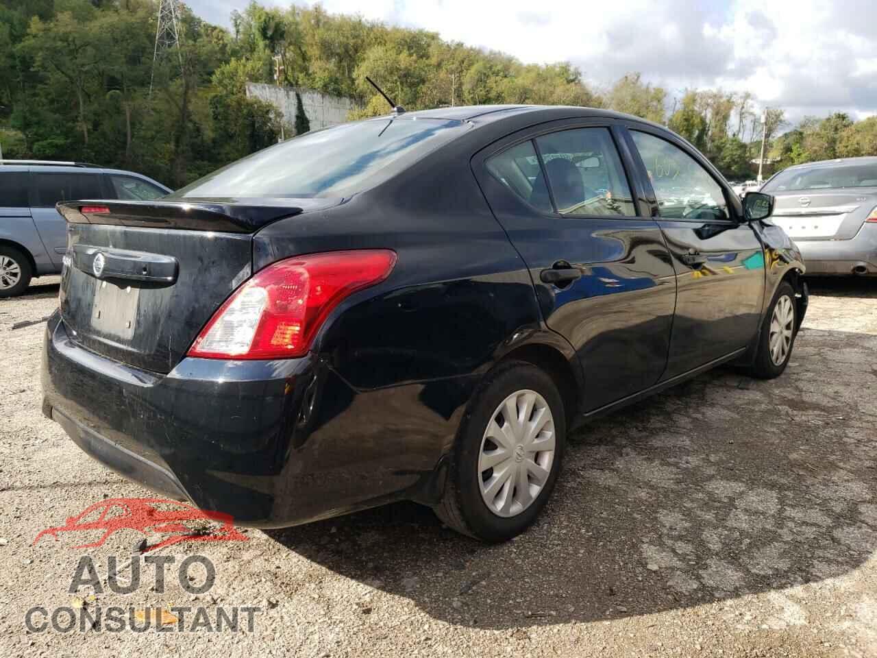 NISSAN VERSA 2017 - 3N1CN7AP3HL855134