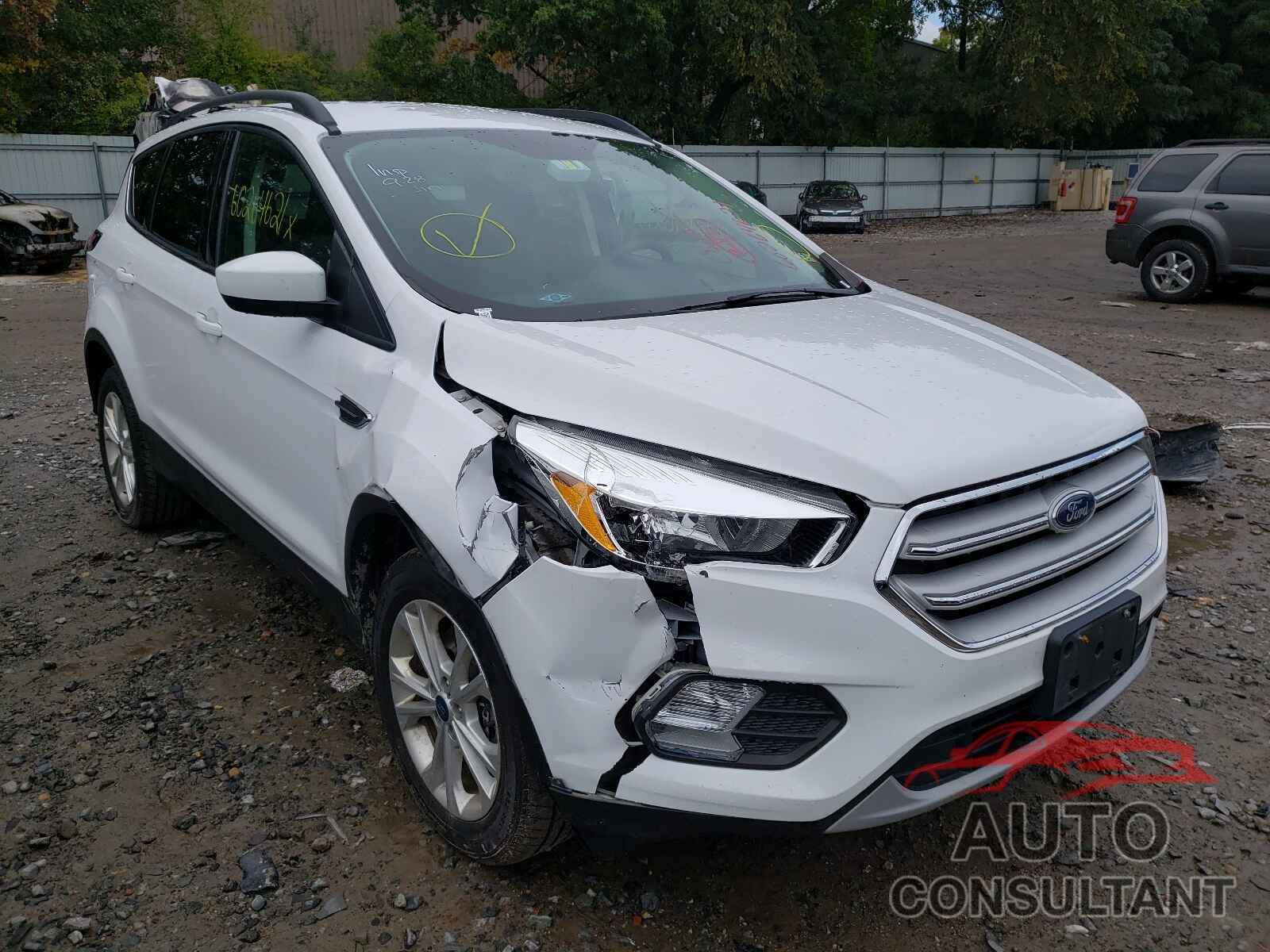 FORD ESCAPE 2018 - 1FMCU9GD5JUA77113