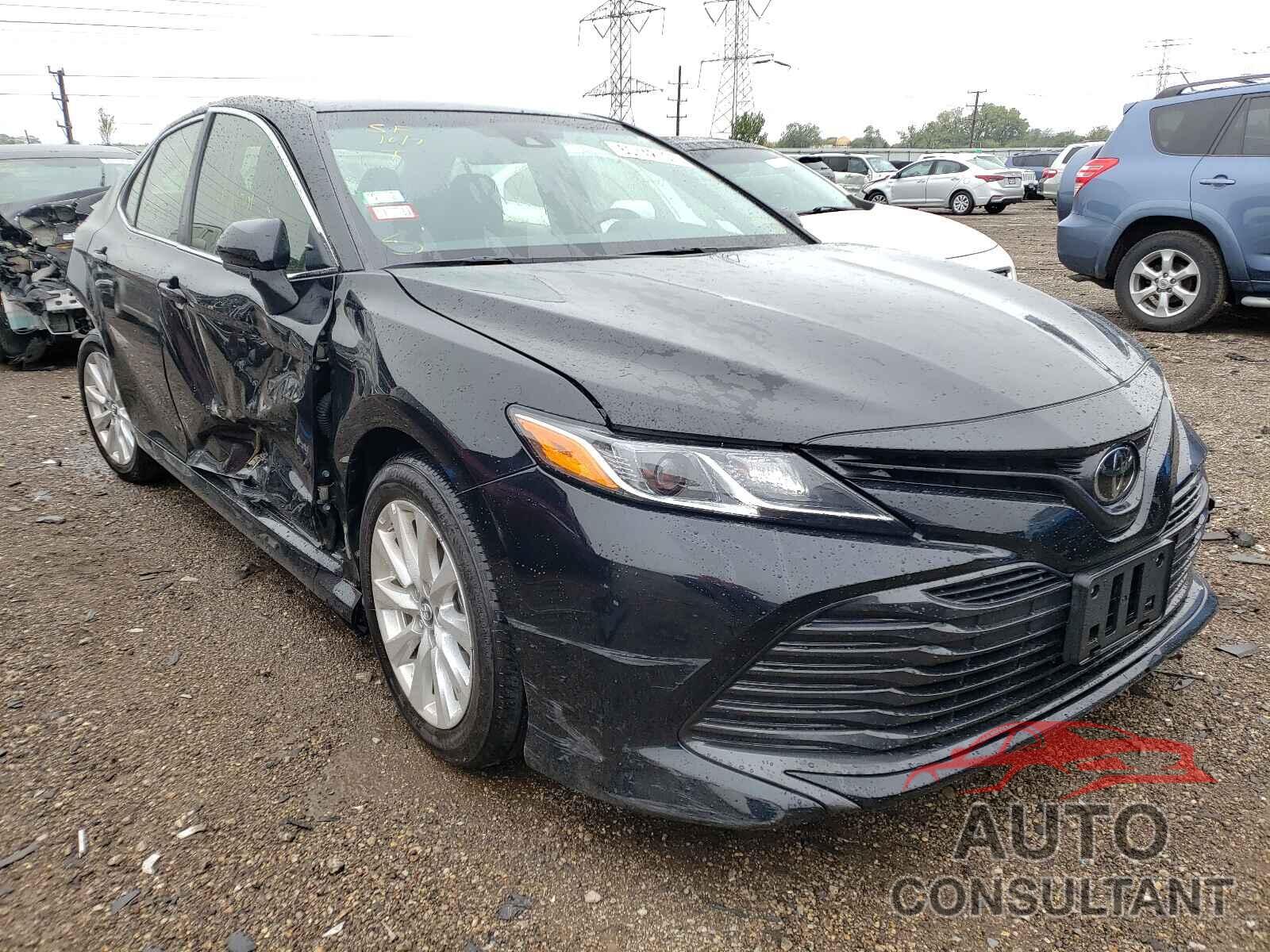 TOYOTA CAMRY 2018 - JTNB11HKXJ3001668