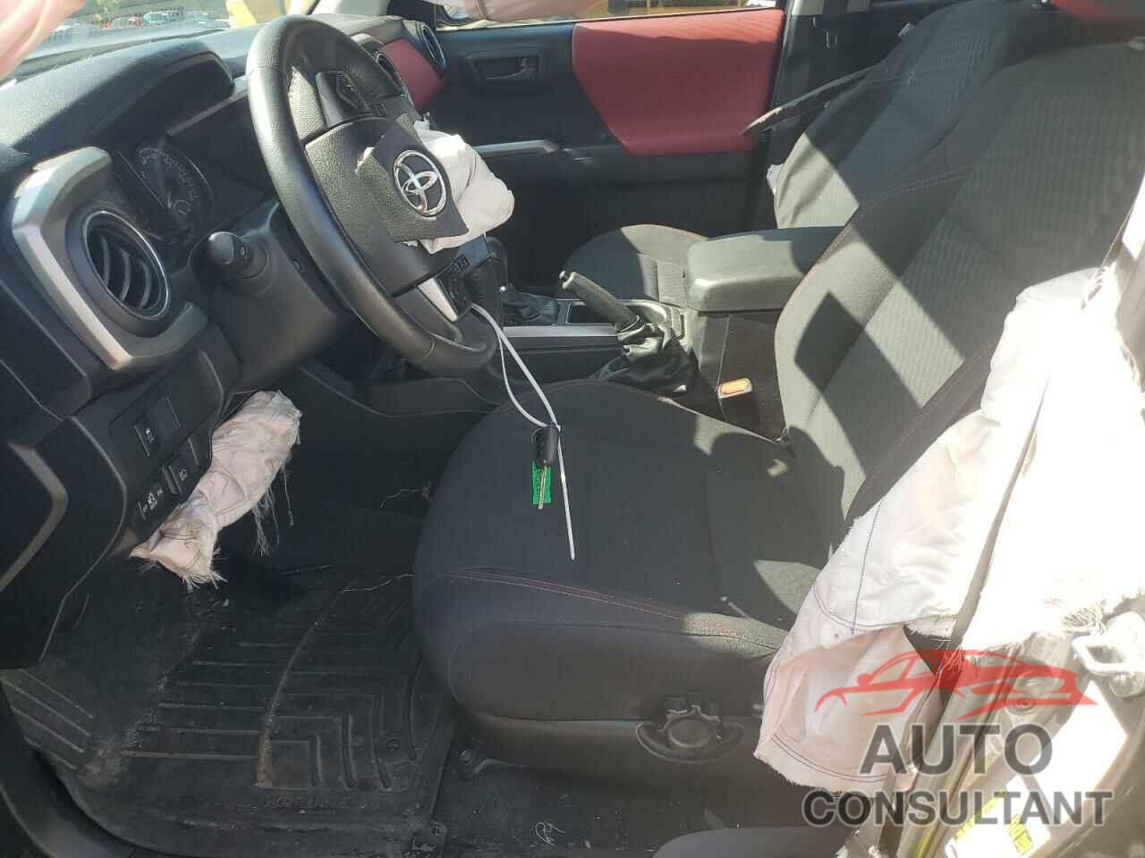 TOYOTA TACOMA 2022 - 3TYAX5GN8NT044349
