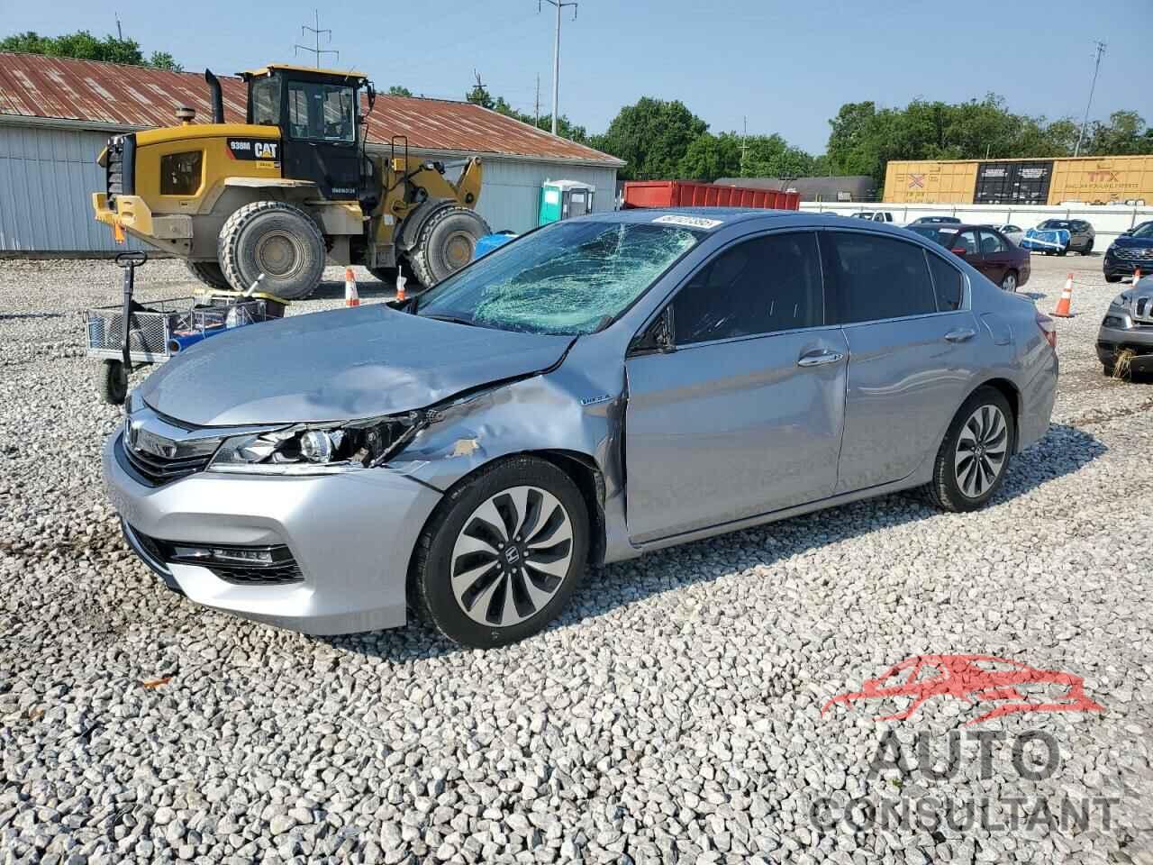 HONDA ACCORD 2017 - JHMCR6F52HC017982