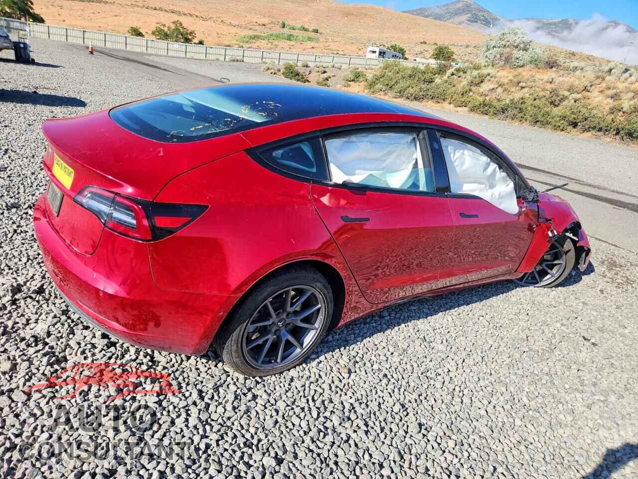 TESLA MODEL 3 2021 - 5YJ3E1EAXMF868262
