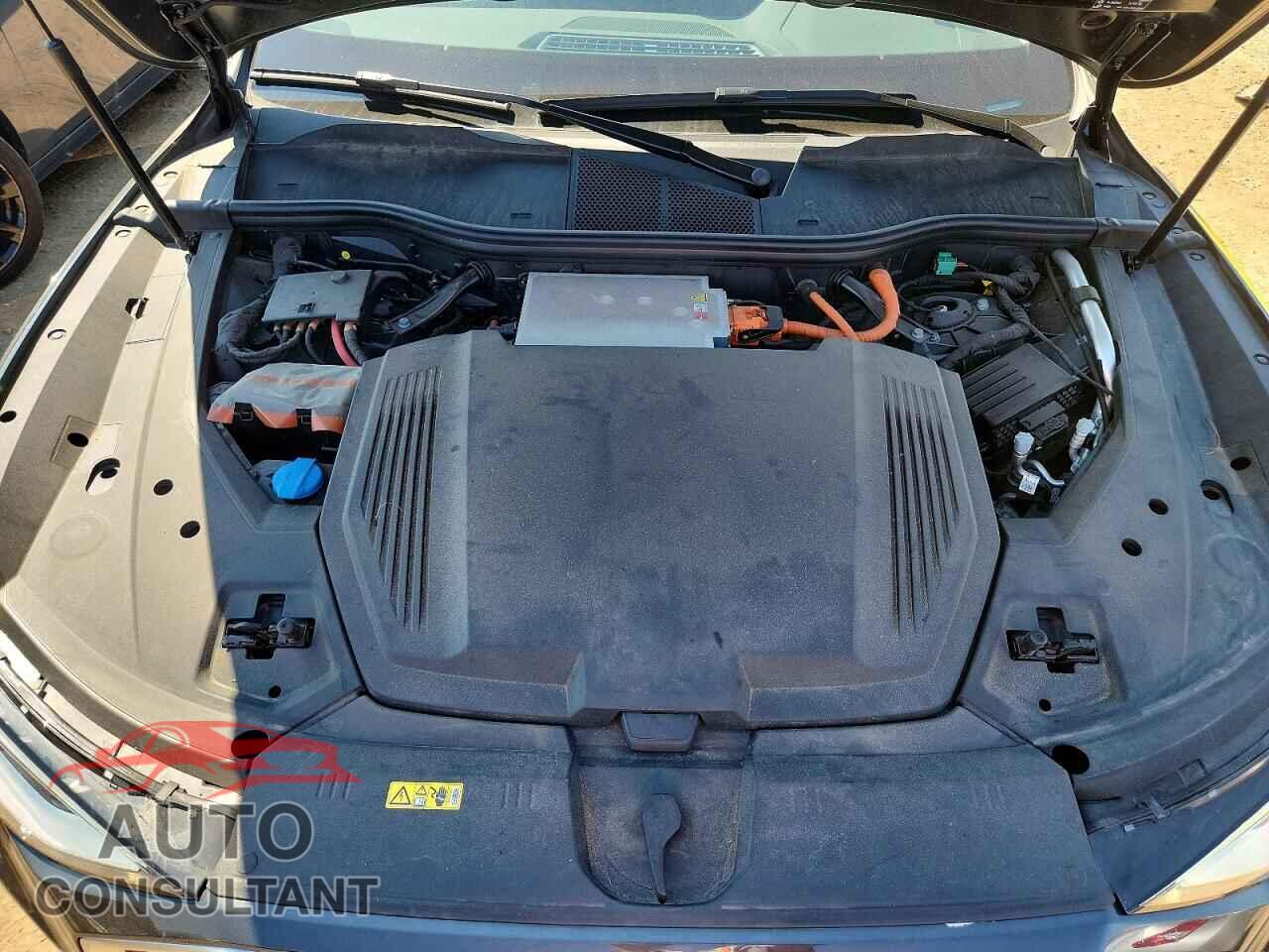 AUDI E-TRON 2021 - WA1AAAGE2MB024054