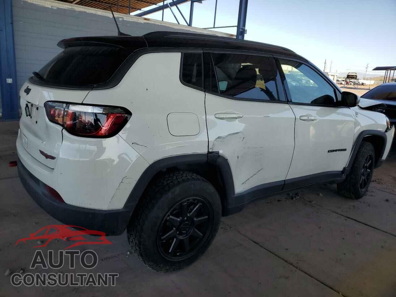 JEEP COMPASS 2018 - 3C4NJDDB7JT451548