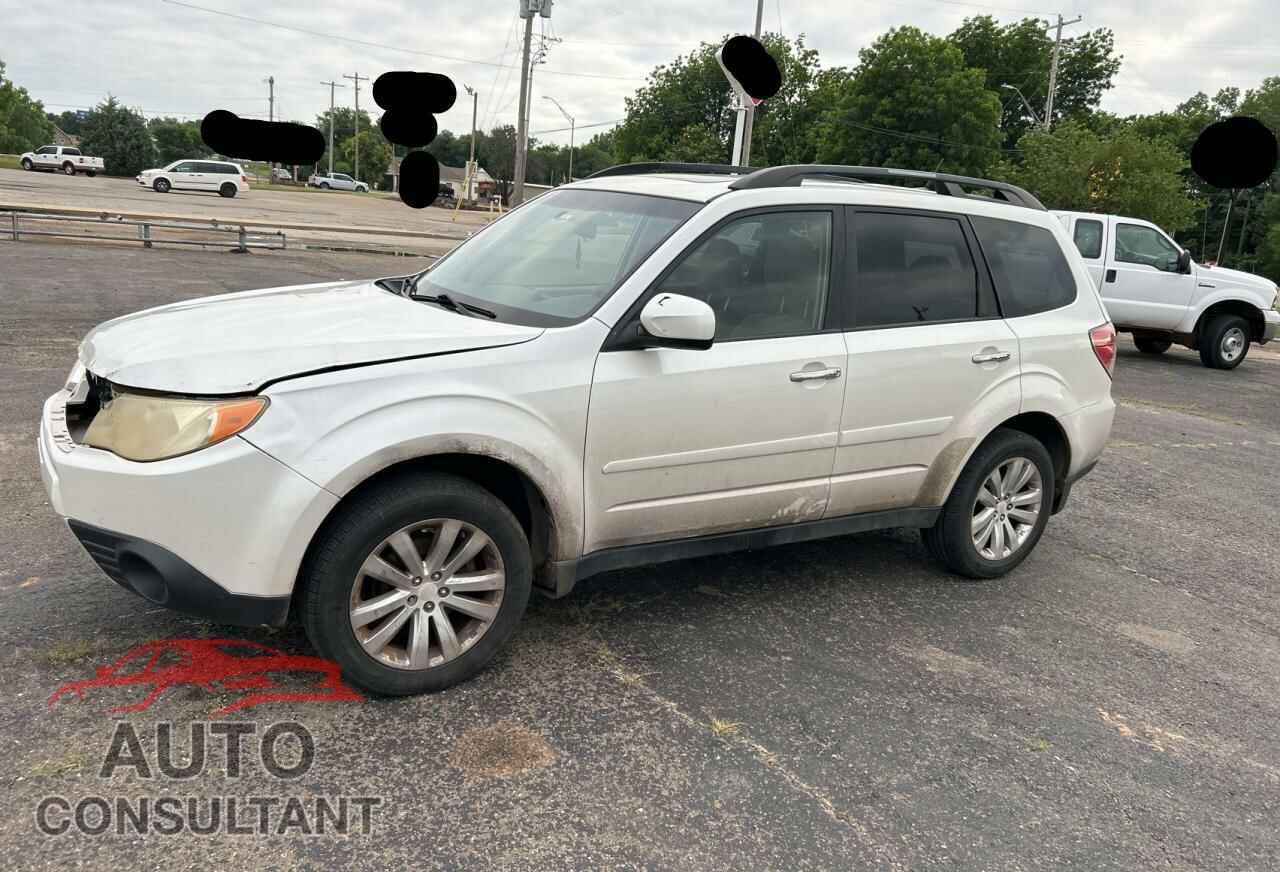 SUBARU FORESTER 2011 - JF2SHBDC4BH761976