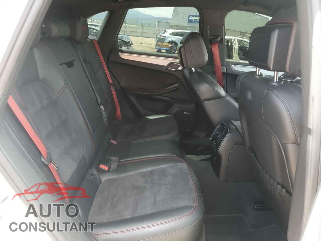 PORSCHE MACAN 2017 - WP1AG2A51HLB53890