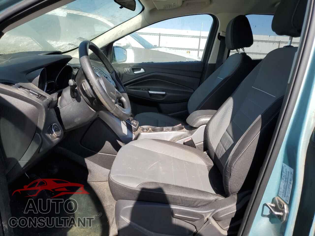 FORD ESCAPE 2013 - 1FMCU0GX2DUB83934