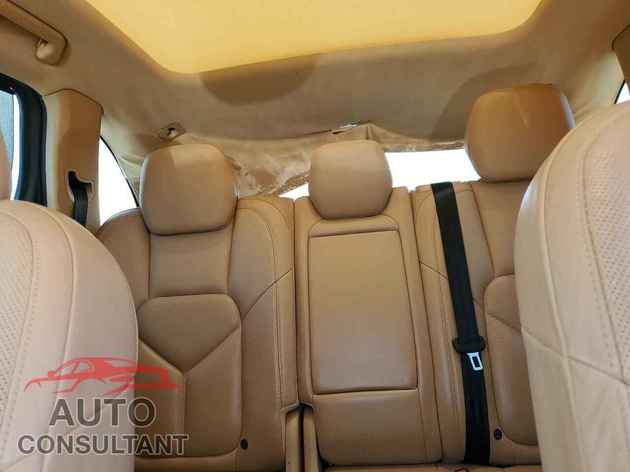 PORSCHE CAYENNE 2016 - WP1AE2A26GLA62575