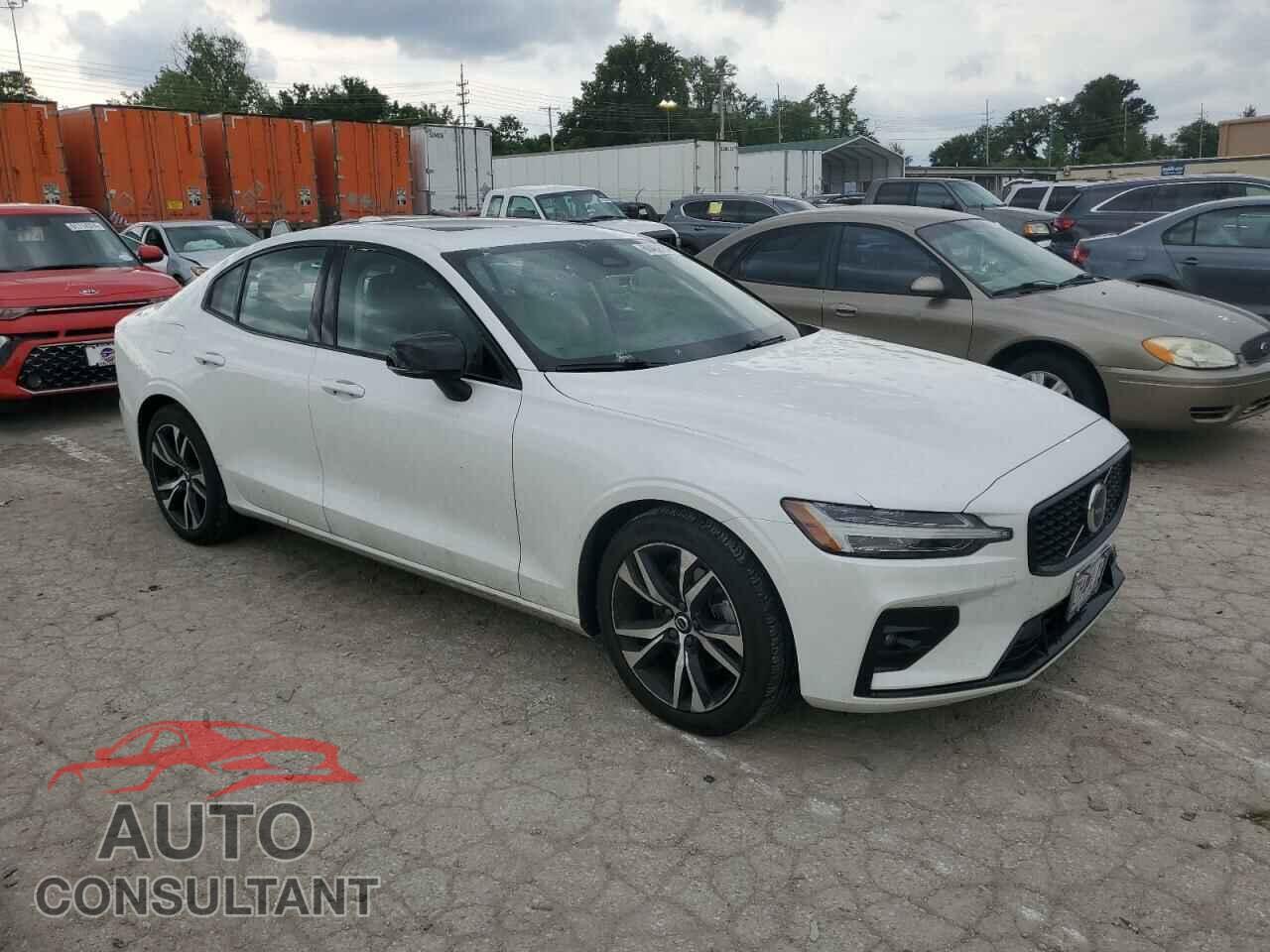 VOLVO S60 CORE 2023 - 7JRL12TK9PG239827