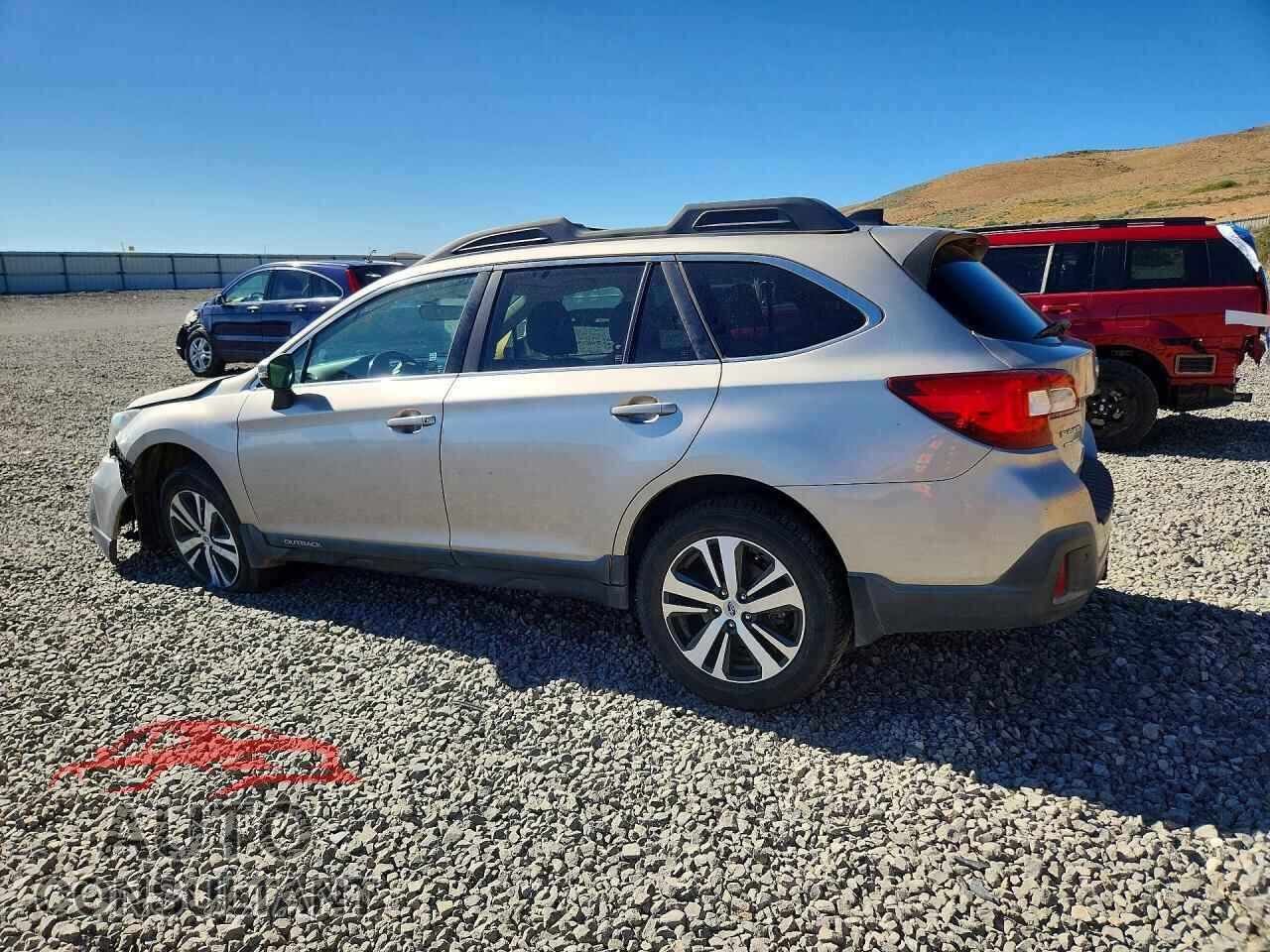 SUBARU OUTBACK 2018 - 4S4BSANC4J3383920