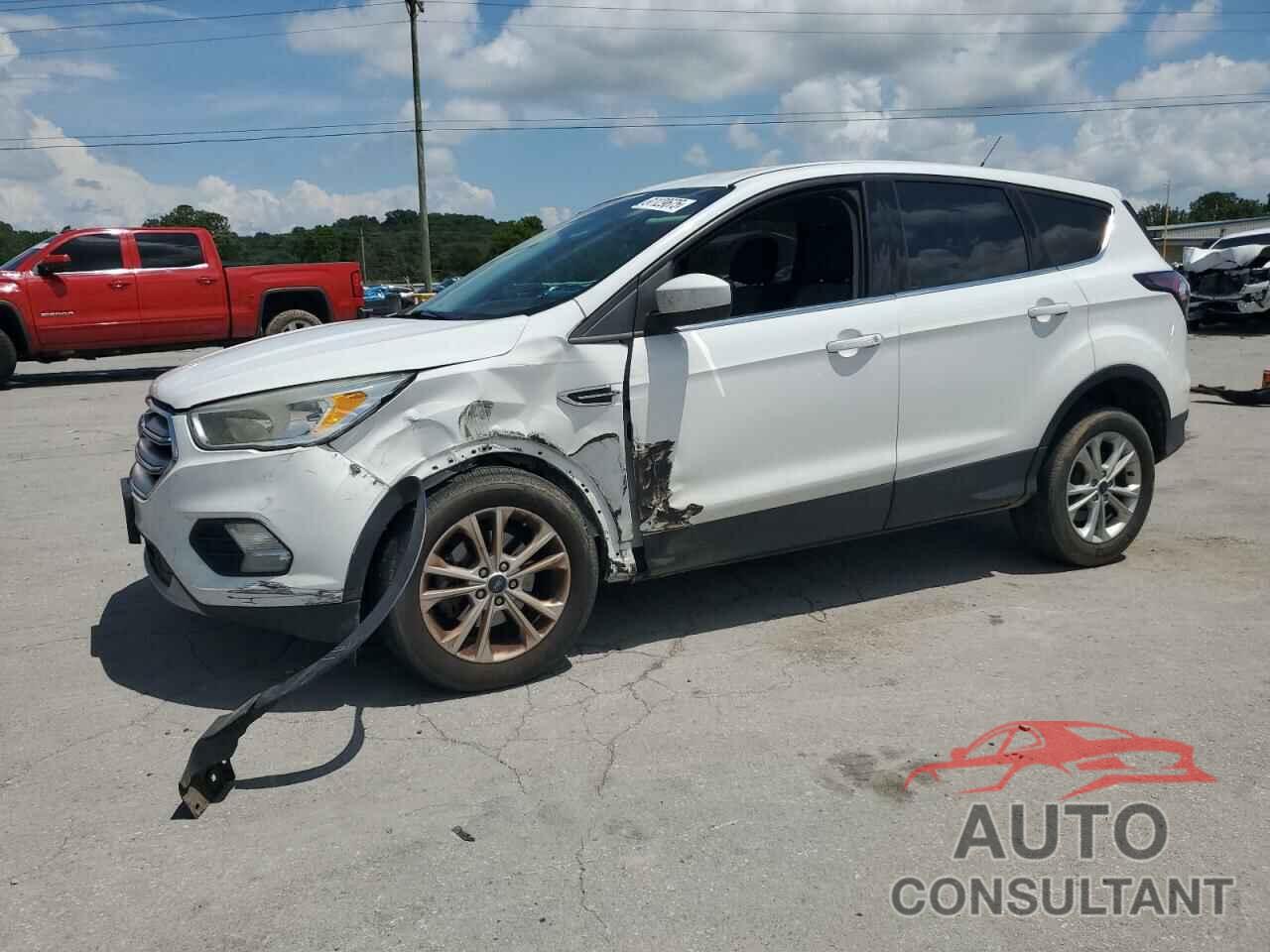 FORD ESCAPE 2017 - 1FMCU0GD9HUA41060