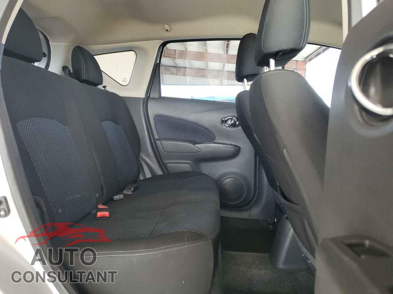 NISSAN VERSA 2019 - 3N1CE2CP3KL361458