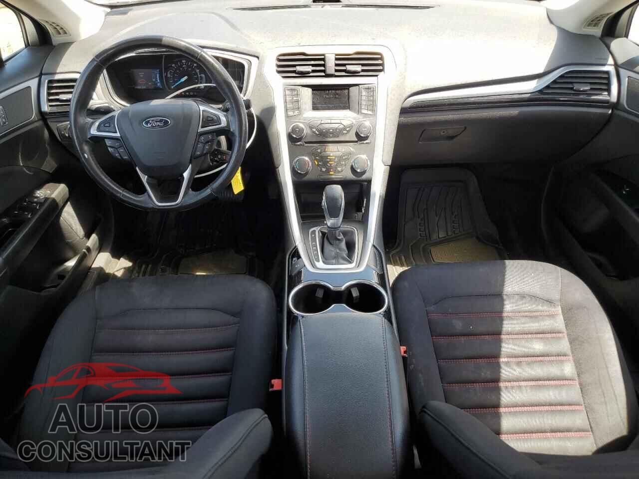 FORD FUSION 2015 - 3FA6P0LU5FR185780