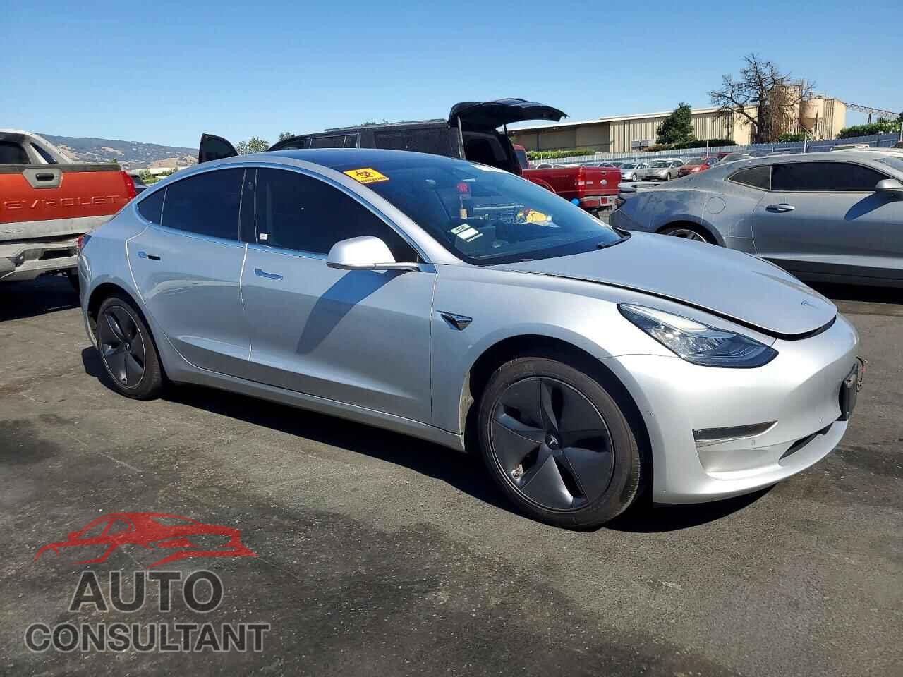 TESLA MODEL 3 2018 - 5YJ3E1EA5JF007003