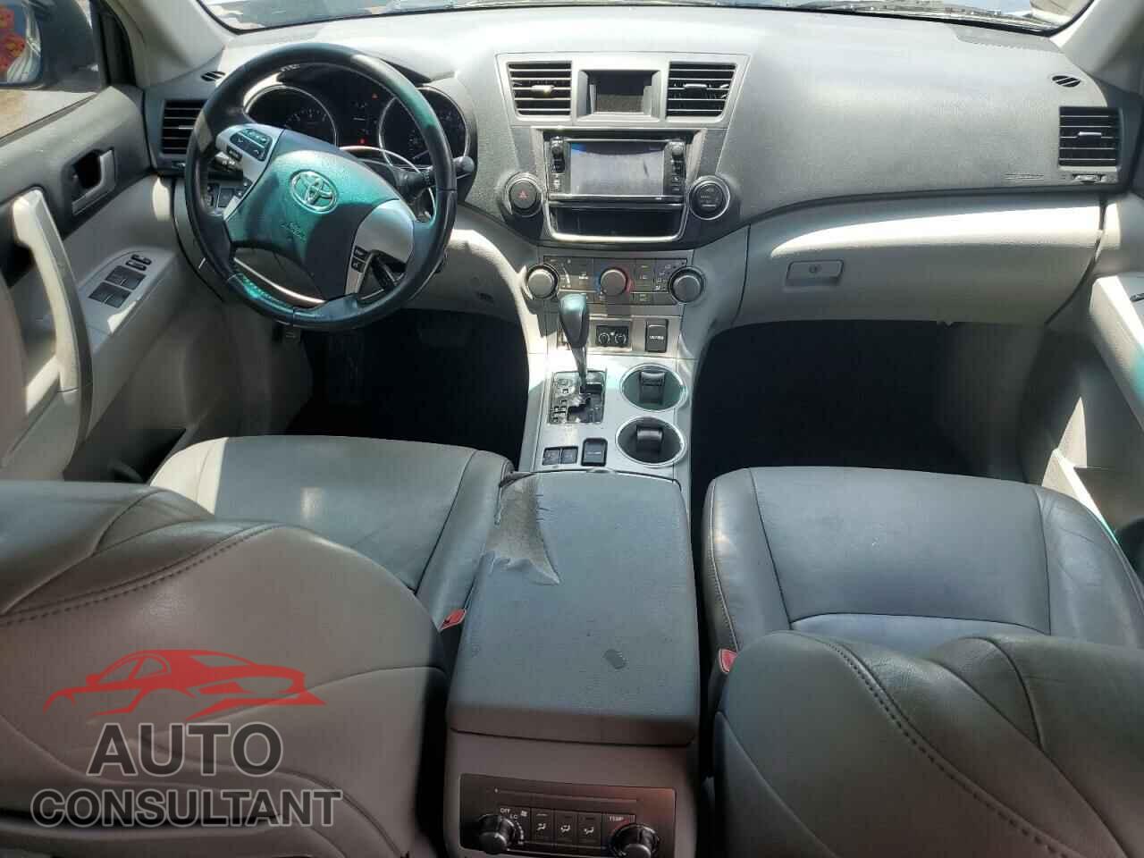 TOYOTA HIGHLANDER 2013 - 5TDZK3EH8DS135067