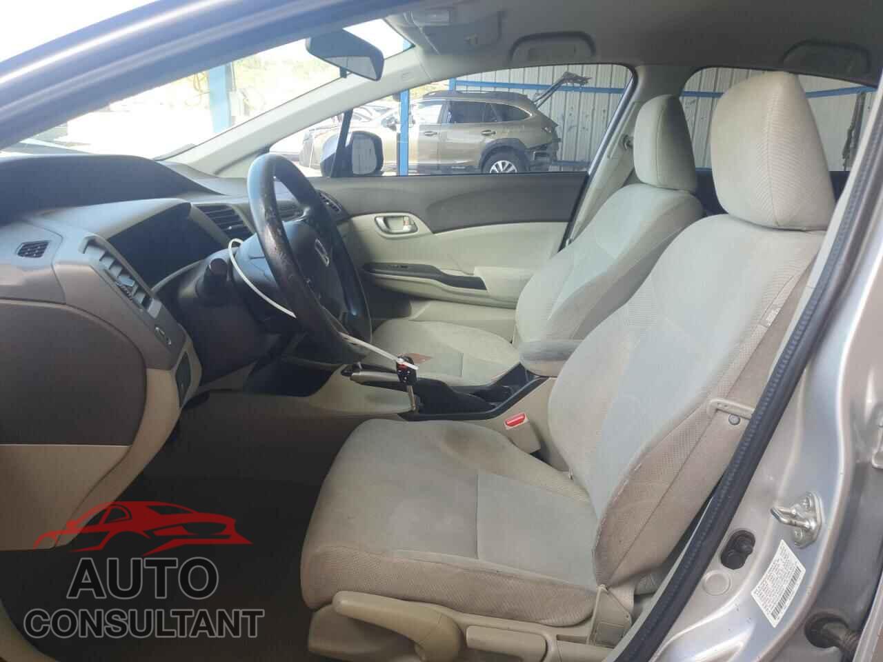 HONDA CIVIC 2012 - 2HGFB2F53CH609359