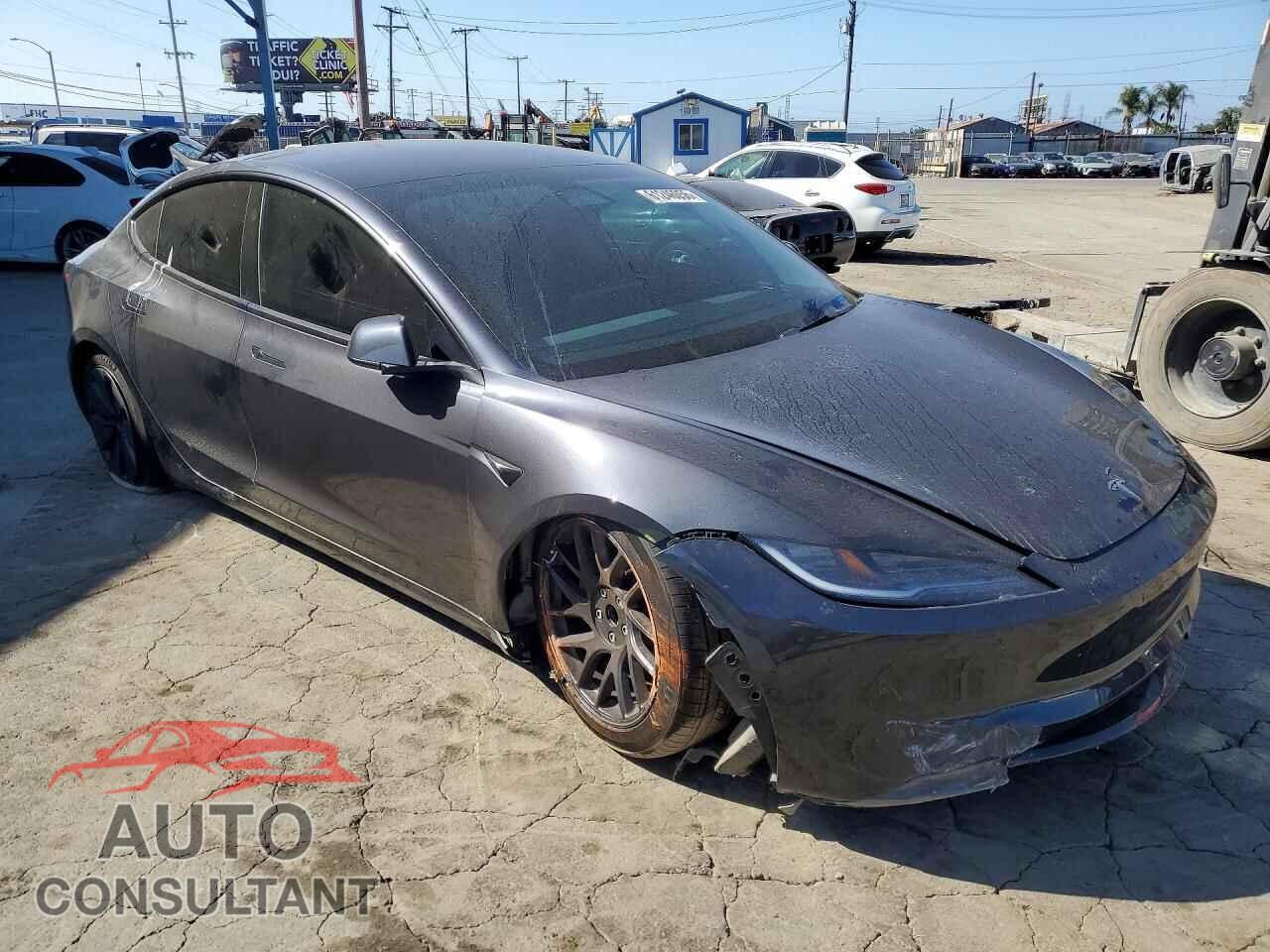 TESLA MODEL 3 2025 - 5YJ3E1EA5SF997393