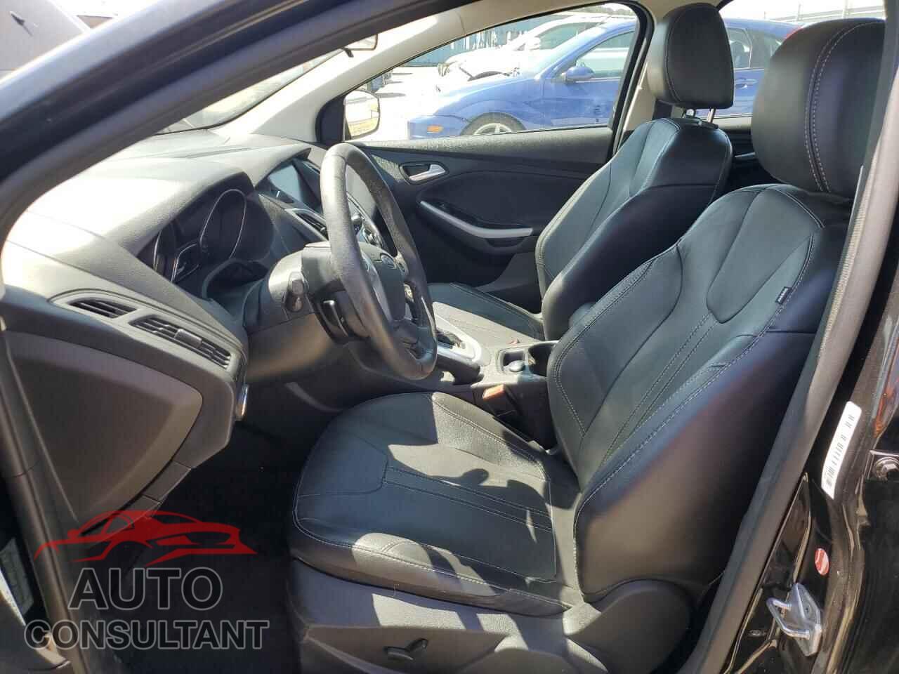FORD FOCUS 2014 - 1FADP3K23EL112073