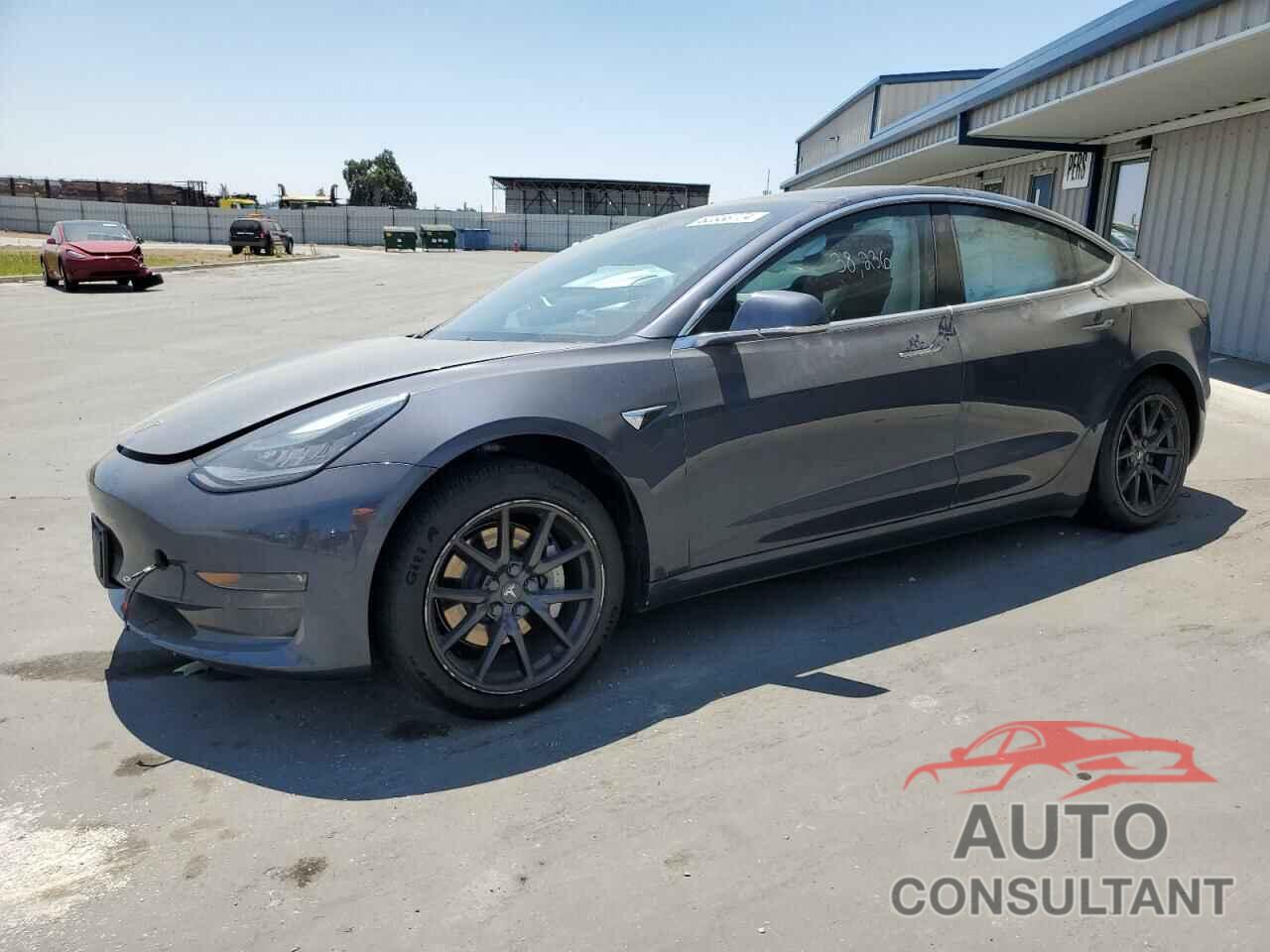 TESLA MODEL 3 2018 - 5YJ3E1EA8JF021672