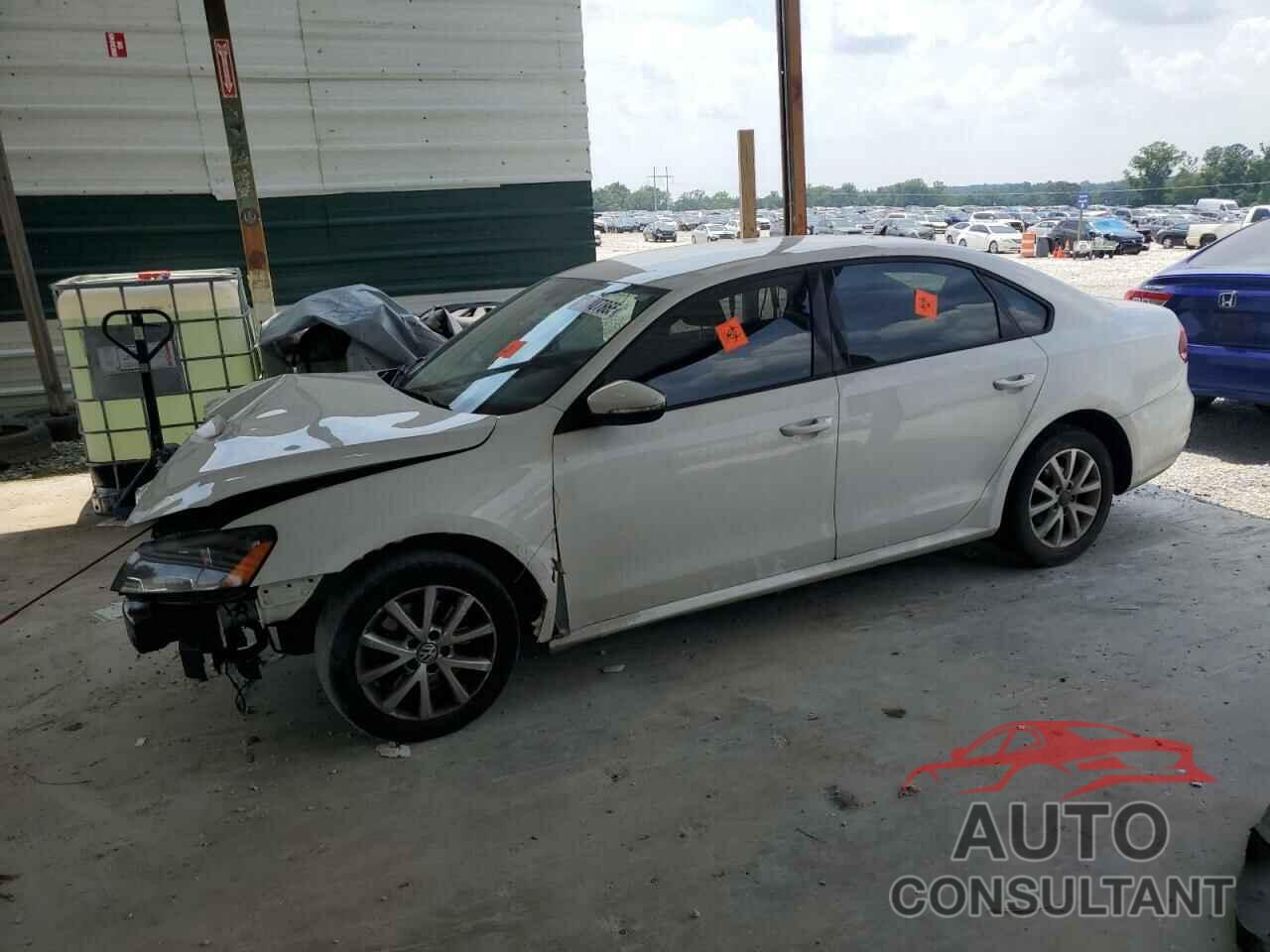 VOLKSWAGEN PASSAT 2012 - 1VWAP7A30CC037230