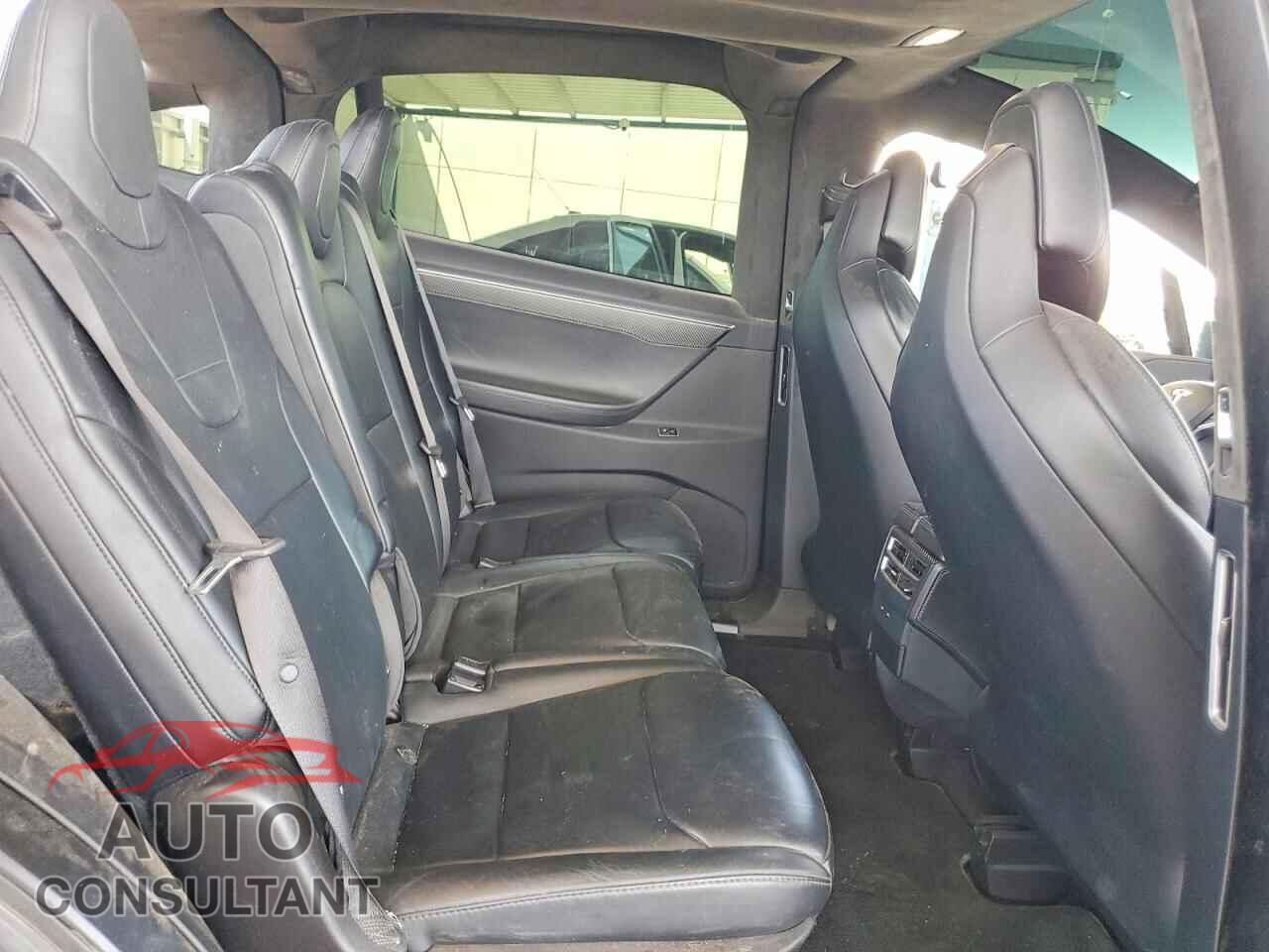 TESLA MODEL X 2017 - 5YJXCDE41HF044773