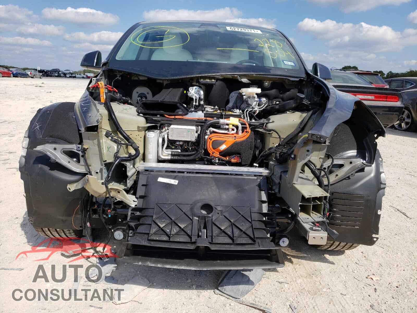 TESLA MODEL Y 2021 - 5YJYGDEE2MF228504
