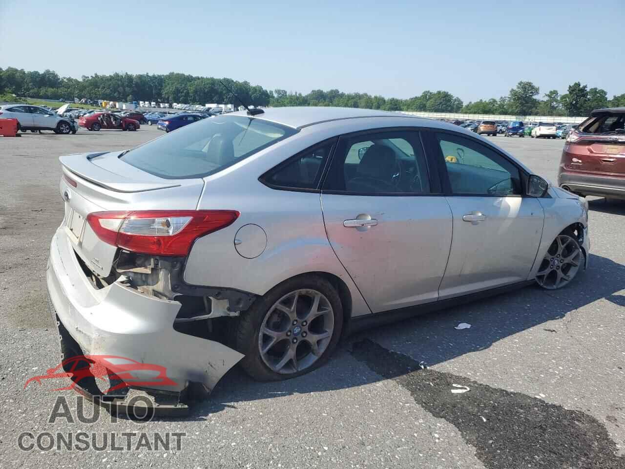 FORD FOCUS 2013 - 1FADP3F28DL236204