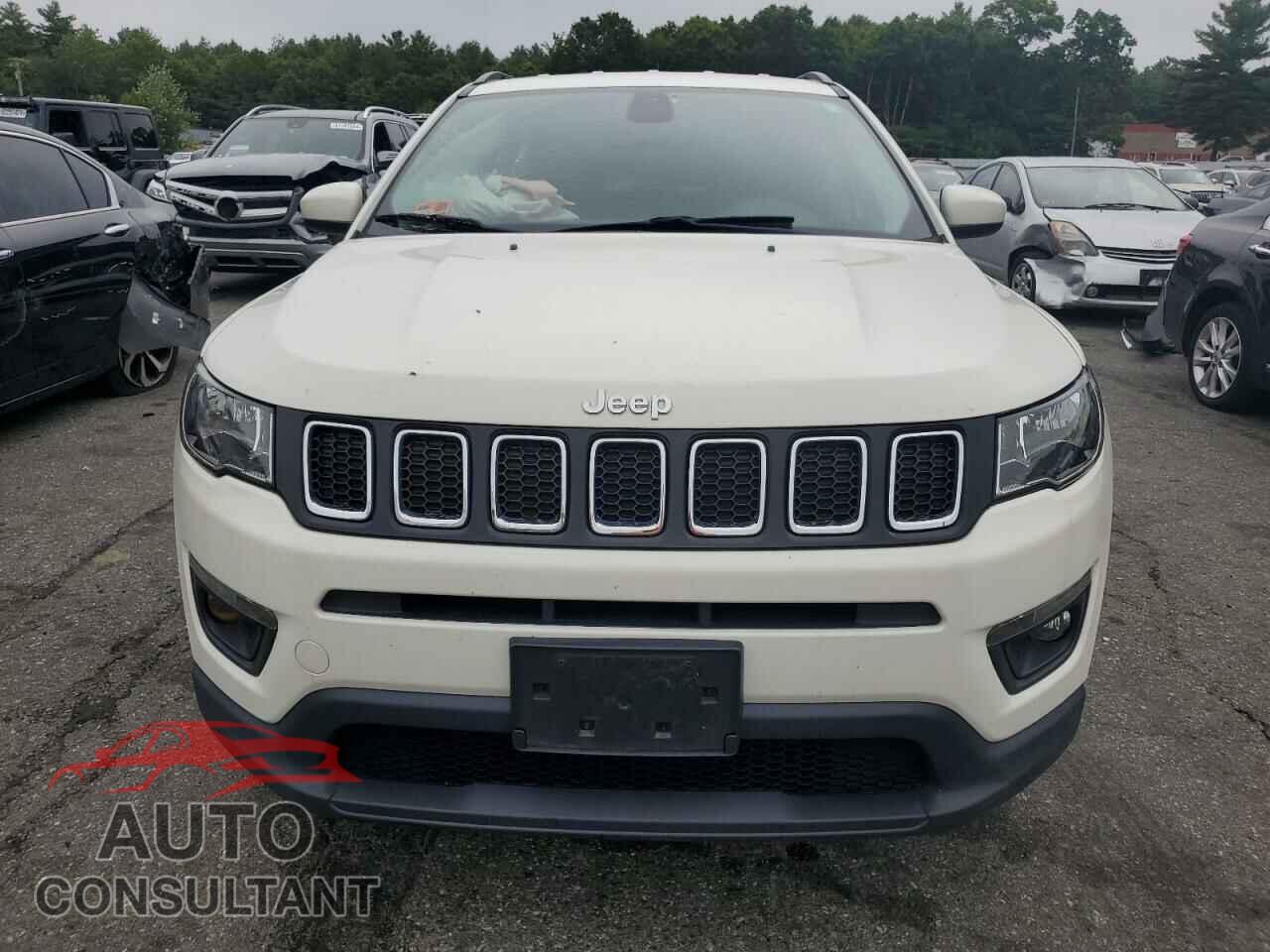 JEEP COMPASS 2018 - 3C4NJDBB8JT313892