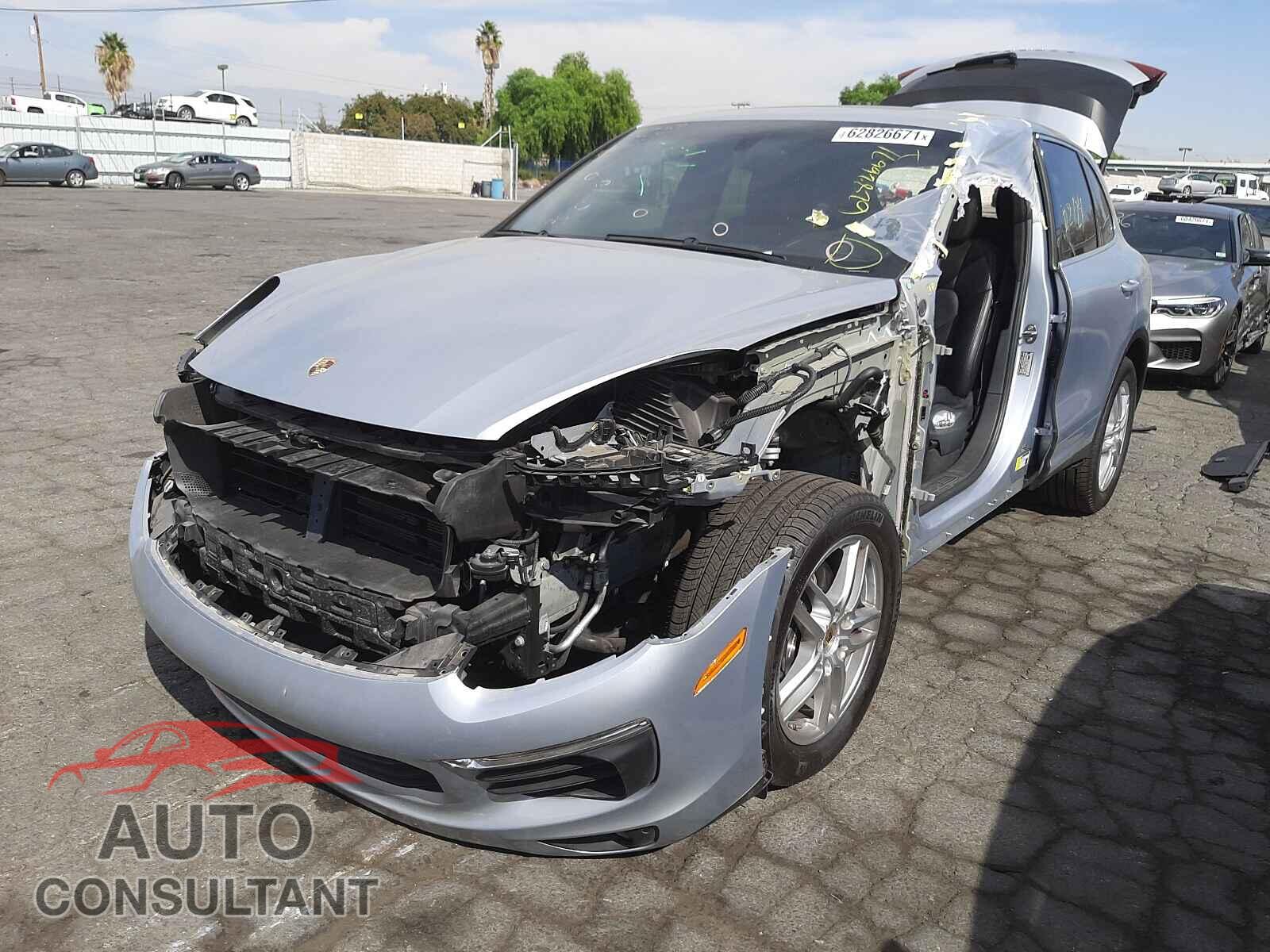 PORSCHE CAYENNE 2016 - WP1AA2A2XGLA04741