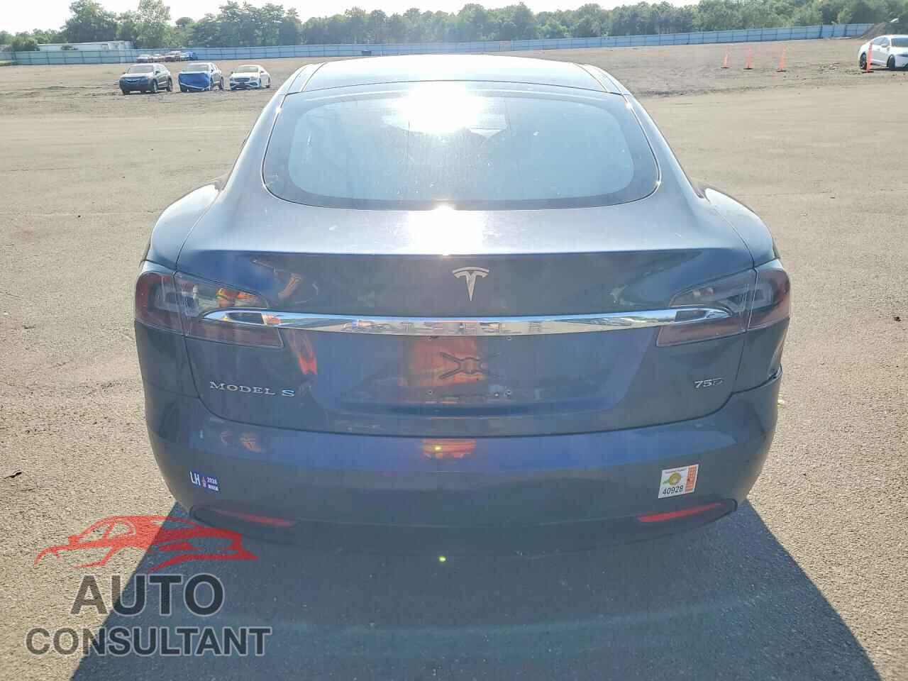 TESLA MODEL S 2018 - 5YJSA1E26JF297011