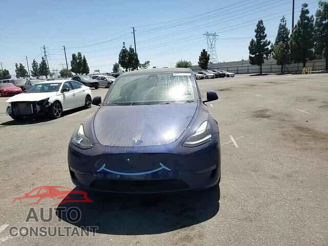 TESLA MODEL Y 2024 - 7SAYGDEE4RF083704