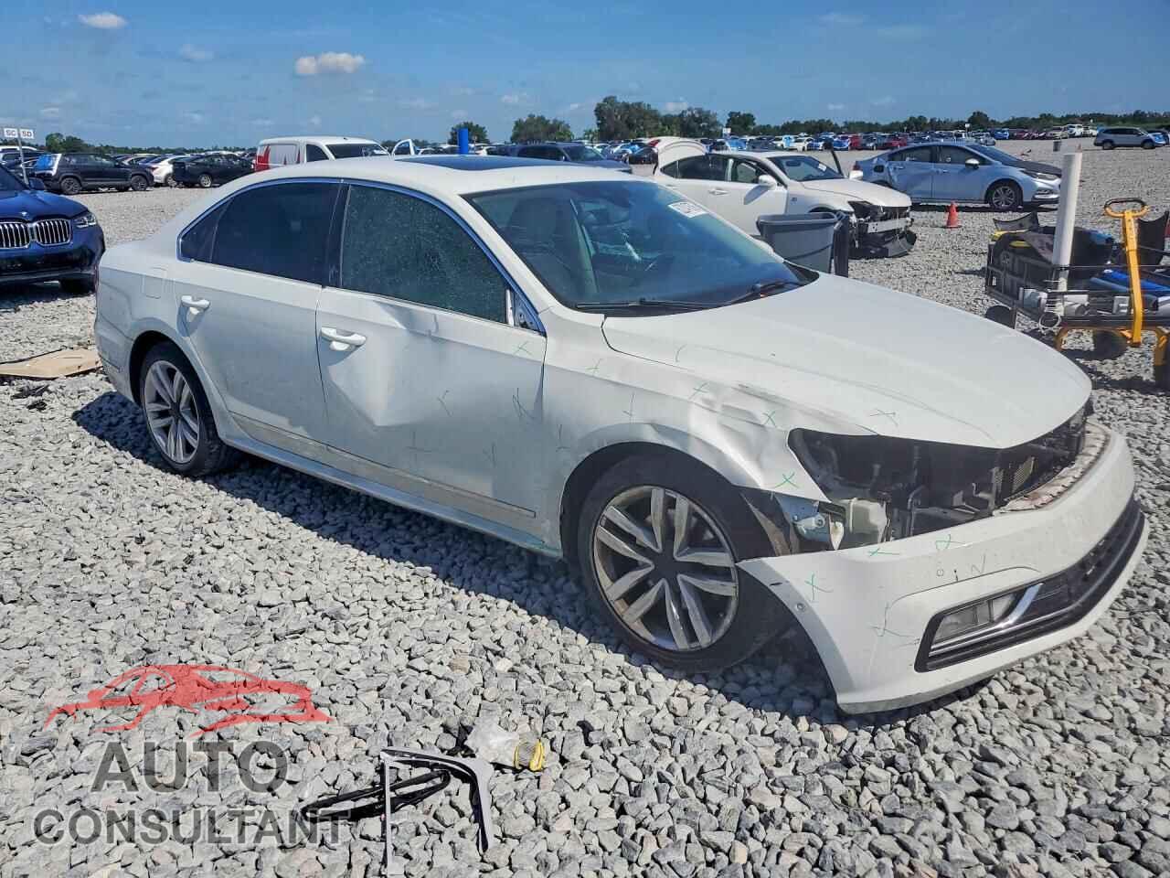 VOLKSWAGEN PASSAT 2017 - 1VWCT7A39HC076118