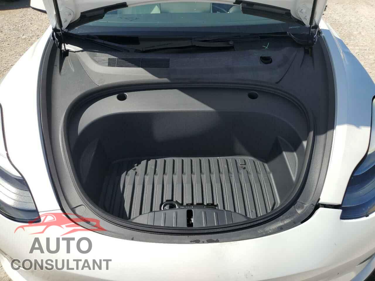 TESLA MODEL 3 2023 - 5YJ3E1EB2PF632282