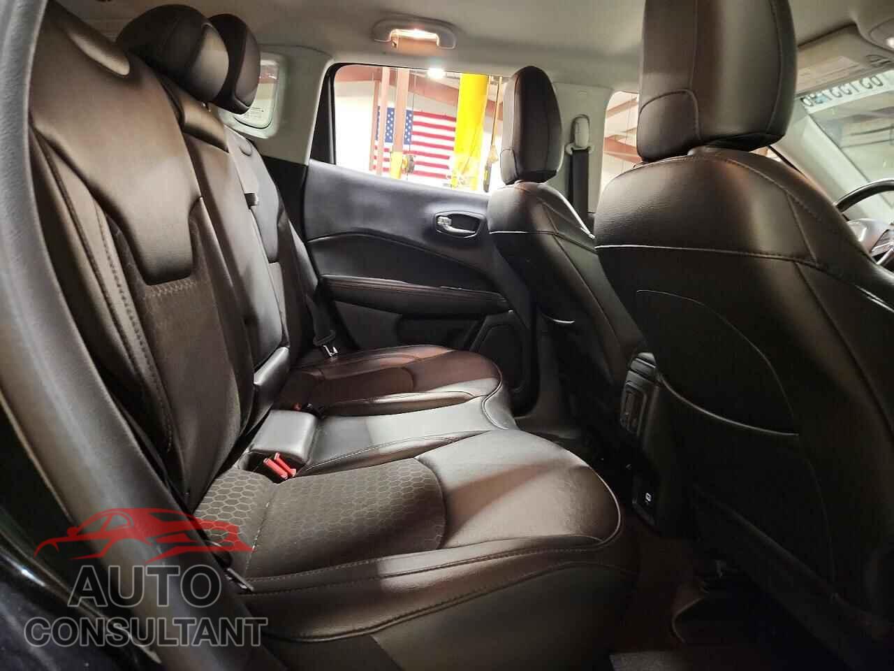 JEEP COMPASS 2020 - 3C4NJDBB1LT225298