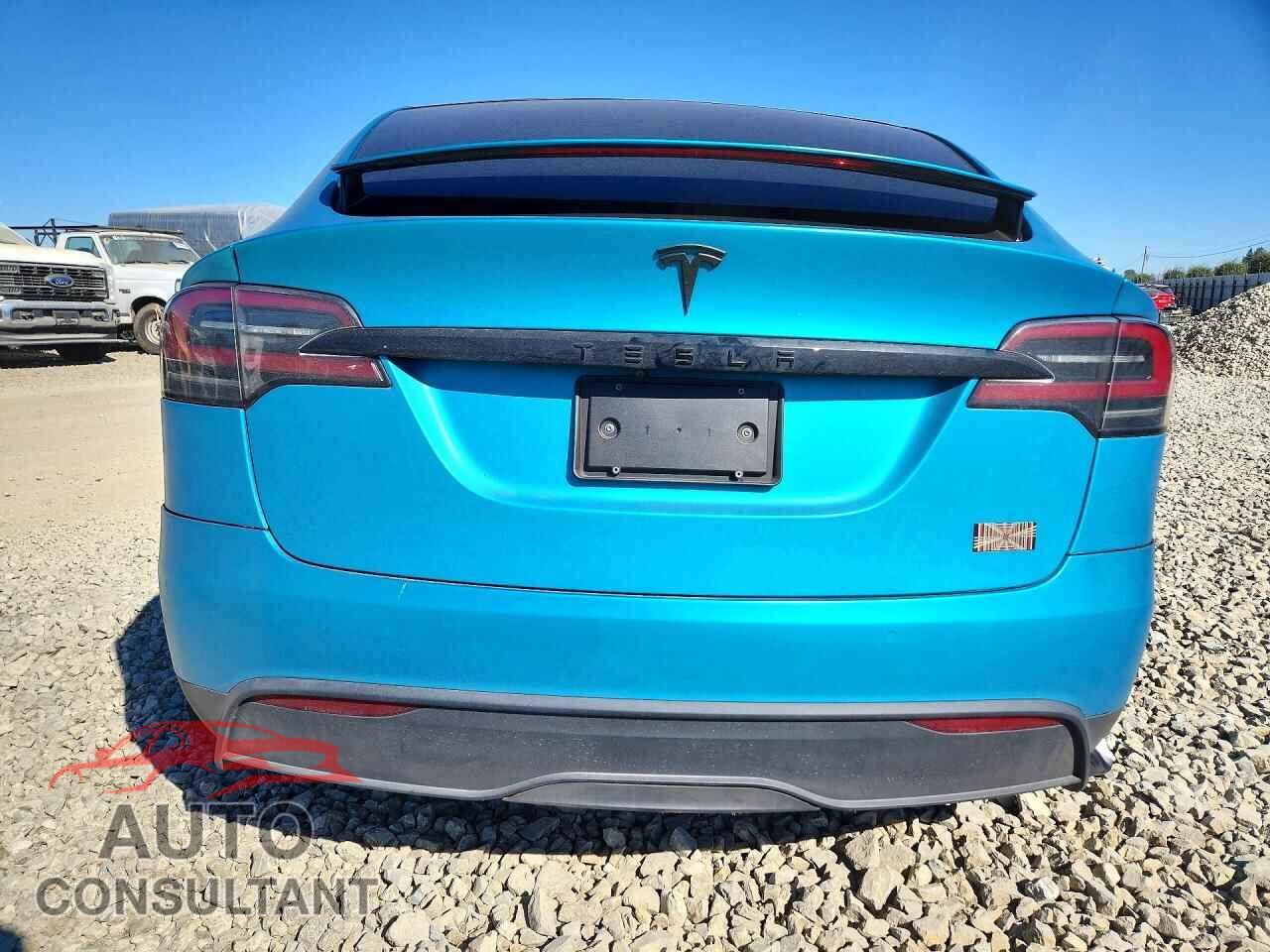 TESLA MODEL X 2022 - 7SAXCBE61NF357357
