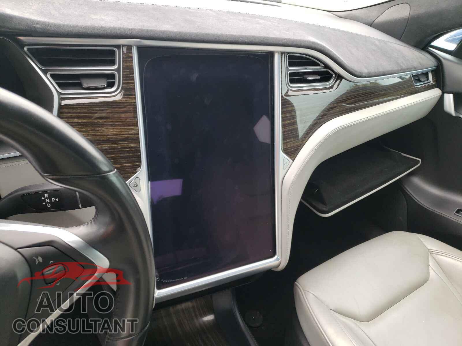 TESLA MODEL S 2016 - 5YJSA1E26GF124727