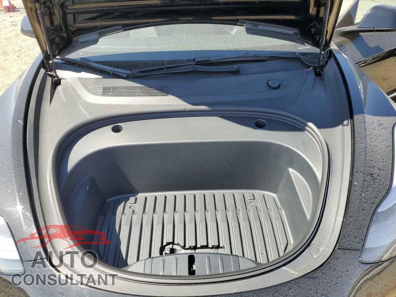 TESLA MODEL 3 2023 - 5YJ3E1EA7PF459527