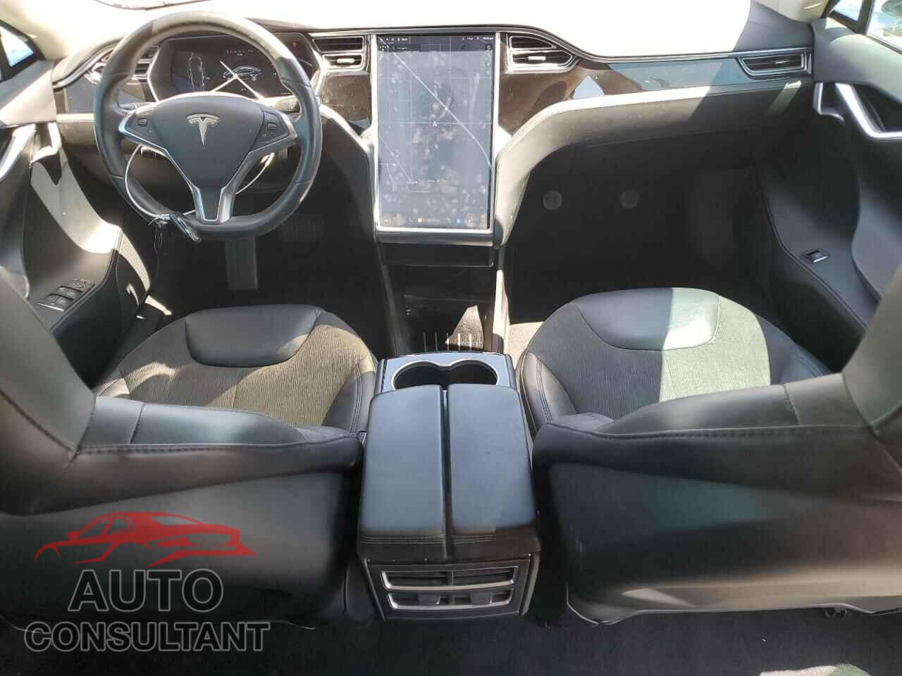 TESLA MODEL S 2016 - 5YJSA1E10GF130661