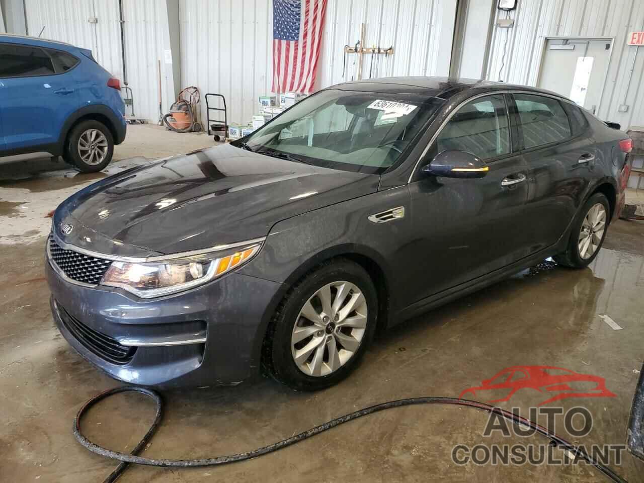 KIA OPTIMA 2018 - 5XXGU4L3XJG231942