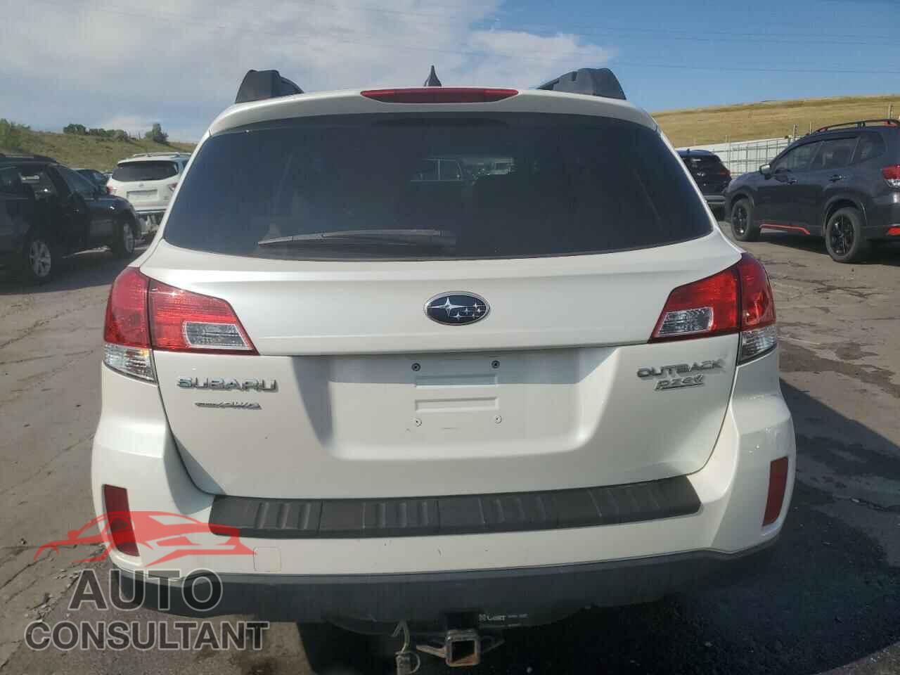 SUBARU OUTBACK 2014 - 4S4BRBKC4E3221426