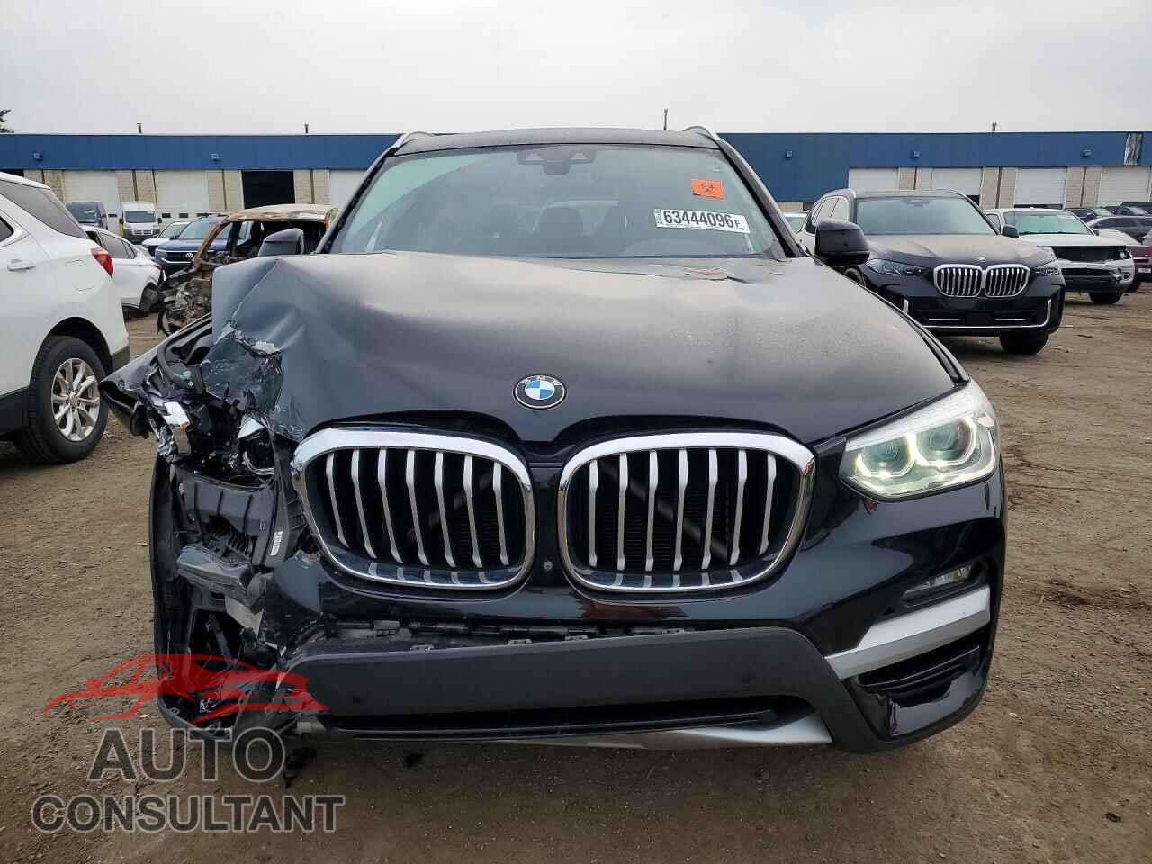 BMW X3 2021 - 5UXTY3C09M9G33487