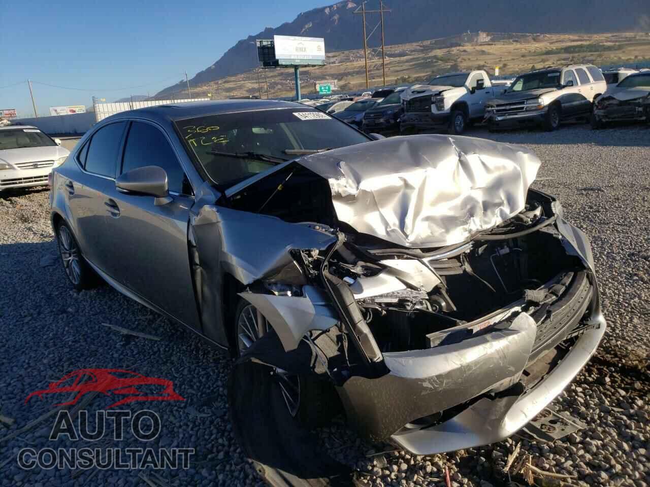 LEXUS IS 2014 - JTHCF1D20E5011053